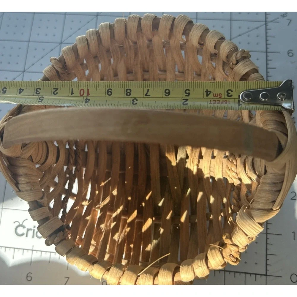 Vintage Small Wicker Buttocks Split Bottom Egg Gathering Woven Bent Wood Basket